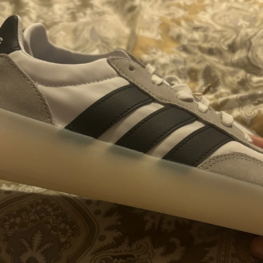 Women’s Size 9 Gray and Black Gum Bottom Sneakers
